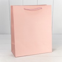 Пакет подарочный "Фактура-890" Розовый 20*30*10 210г 1/20 1/240 Арт: 000890K/3