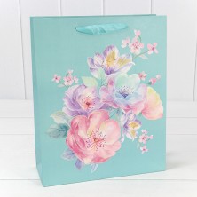 Пакет подарочный с блёстками "Цветы акварель" (микс) 26*32*13 210г 1/20 1/240 Арт: 000197C