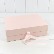 Коробка Прямоугольная 48*35*18 складная на магнитах Розовый 1/24 Арт: 721362/1534