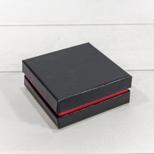 Коробка Квадратная 9*9*3,5 Чёрный 1/6 1/120 Арт: 60999/1